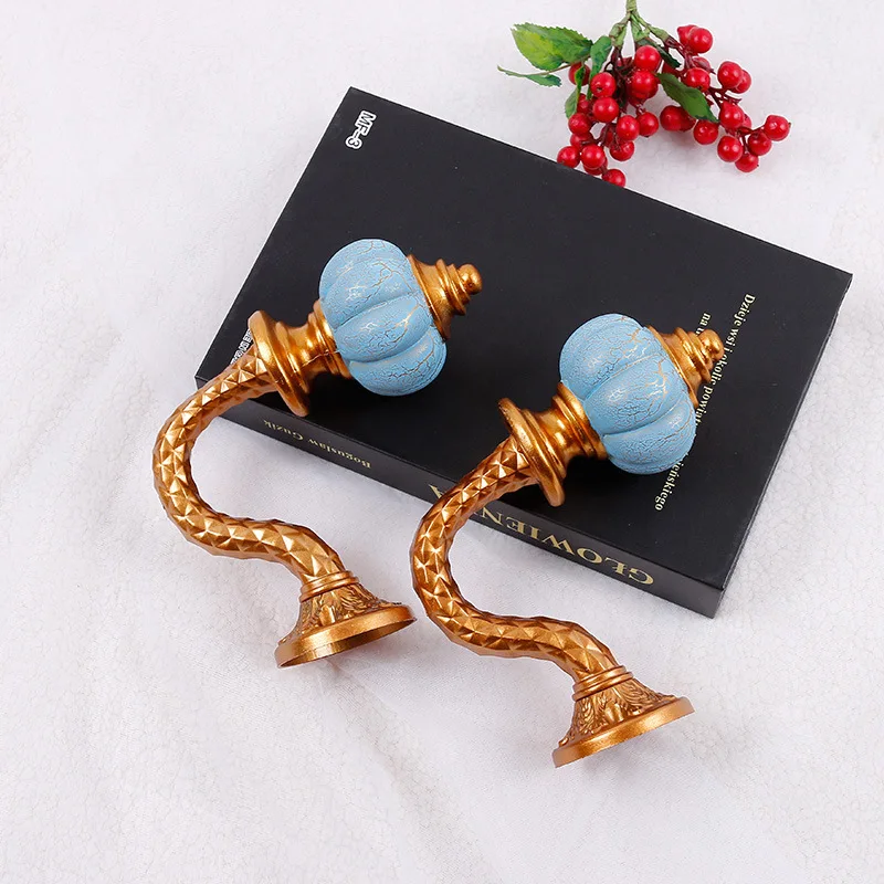 2Pcs/Set High Quality Resin Curtain Hooks Holder Hanger Bronze Display Rack Wall Hook Curtain Accessories