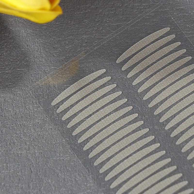 휴대용 통기성 자연 스타일 보이지 않는 이중 눈꺼풀 테이프 자체 접착 눈꺼풀 스티커 인스턴트 아이 리프트 스트립