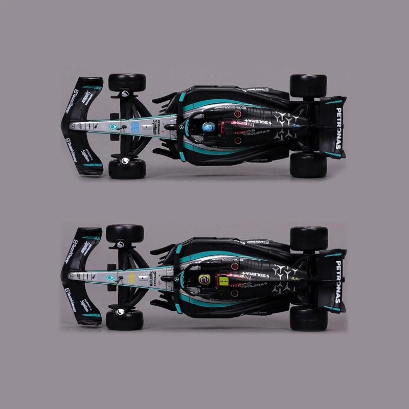 New Bburago 1:43 Mercedes-Amg Petronas W15 Car Model 2024 #63 George Russell #44 Lewis Hamilton F1 With Helmet Acrylic Box Toy