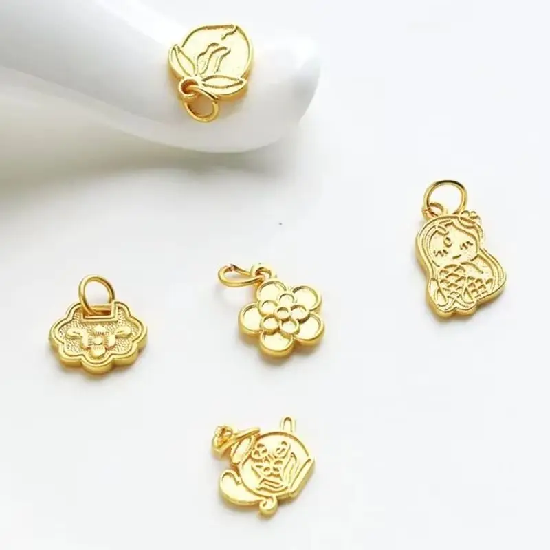 

1pcs 18k Gold Color Gold Matte Retro Diverse Flower-shaped Pendant Bracelet Necklace Diy Earrings Accessories Charm Accessories