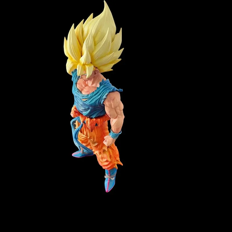 Duże potwory w serii Energy bu, winylowe pluszaki, zawieszki, pudełka, figurki z zakrytymi twarzami, breloczki, prezenty.