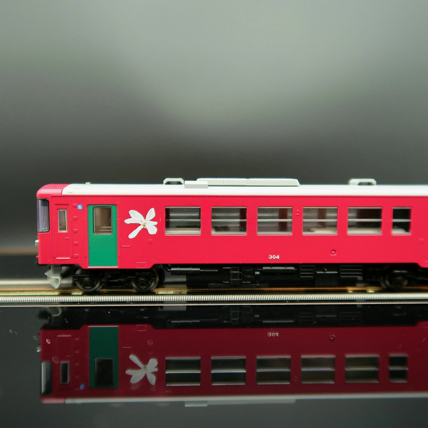 รถไฟ TOMIX รุ่น N Type 8614 รถไฟหมายเลข 300 (หมายเลข. 304) ของเล่นโมเดลรถราง