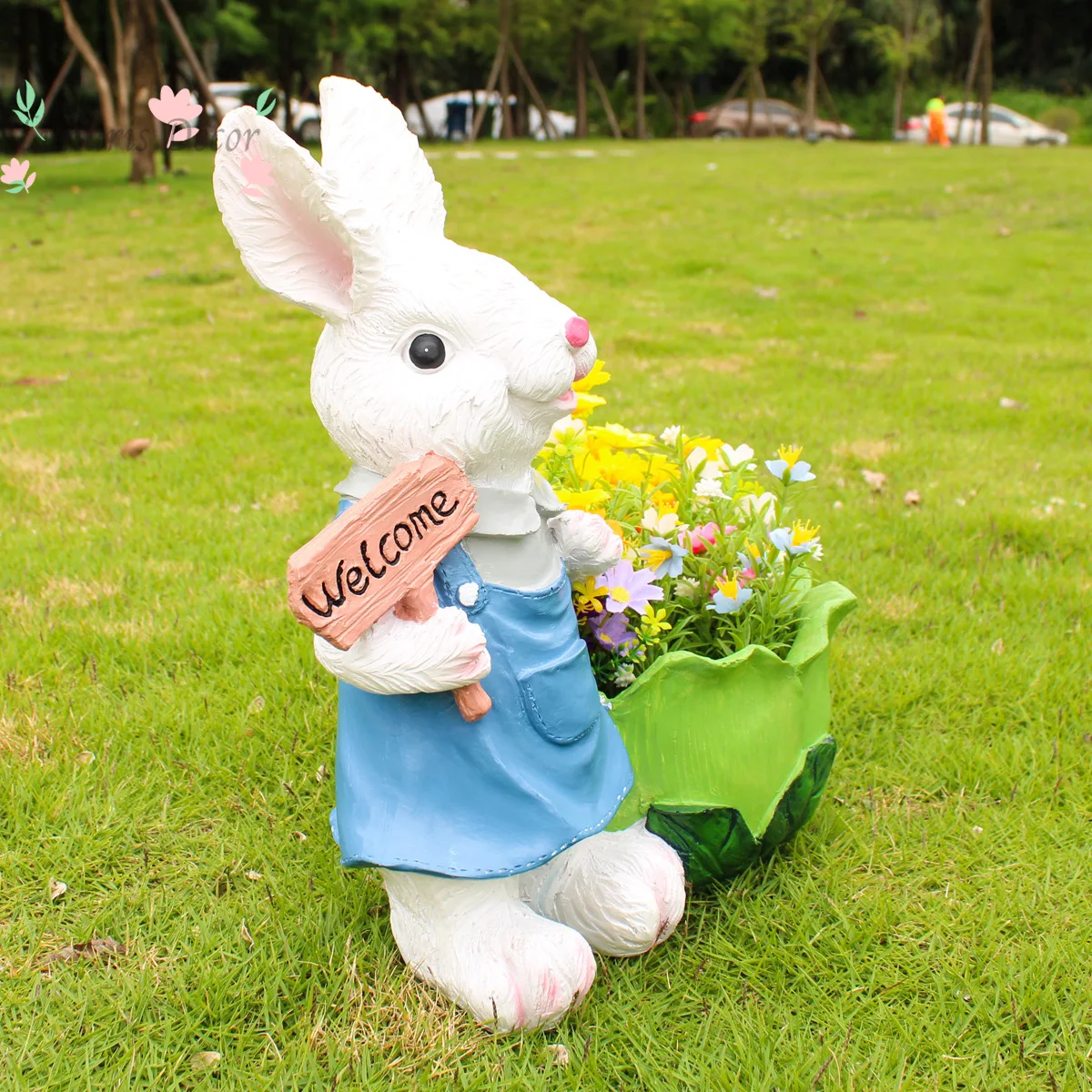 Outdoor garden rabbit planter - perfect for patio, balcony, and rustic farmhouse decor