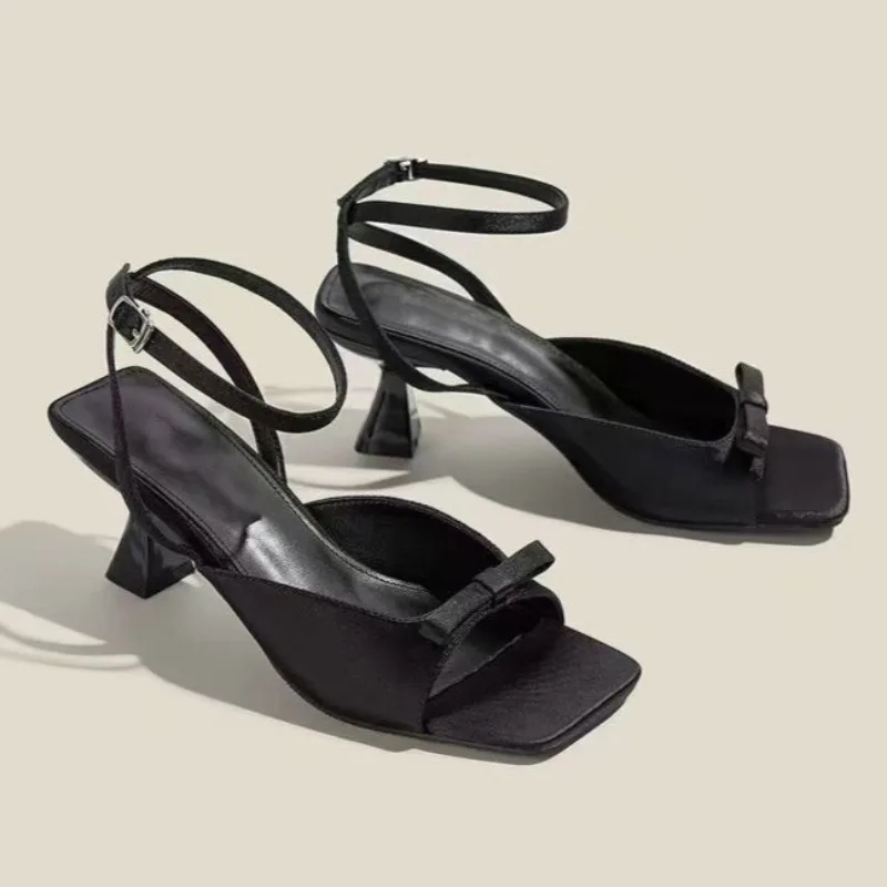 

Элегантные женские сандалии, пикантные туфли на высоком каблуке, модные модельные туфли-лодочки с бантом, новый тренд 2024, летние женские дизайнерские сандалии De Mujer