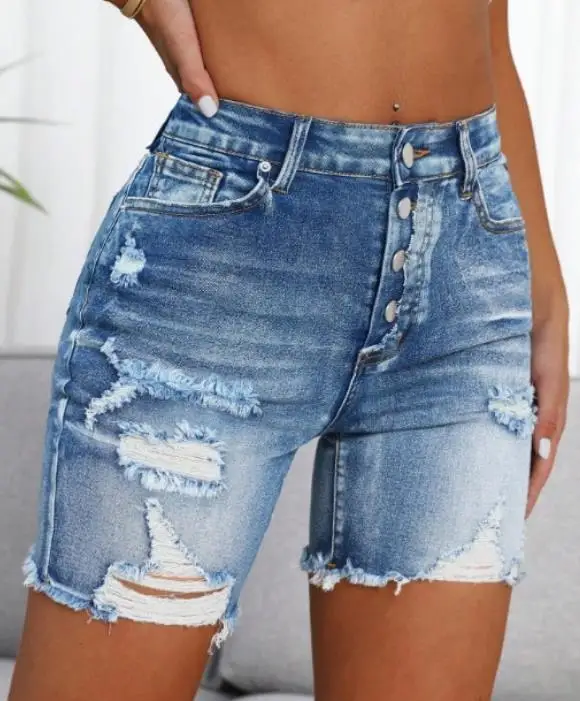 شورت جينز نسائي جديد لصيف 2026، أنيق وجذاب، ضيق ومرن، بخصر متوسط، ملابس كاجوال للسيدات