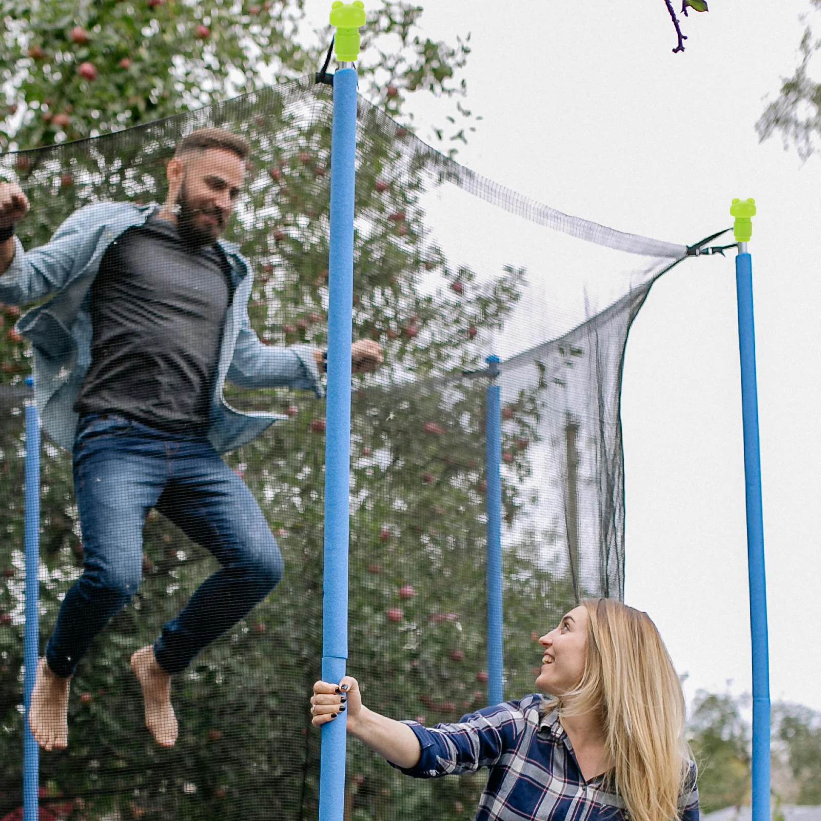 

Green Enclosure Pole Secure Net Connection Safety Protection Trampoline Caps For Poles Trampoline Net Caps