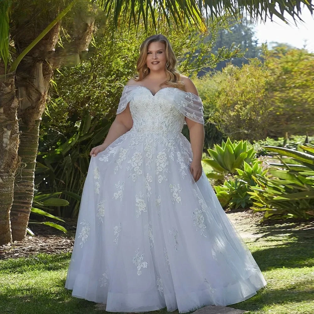 Exquisite Off Shoulder Plus Size Wedding Dress 2026 Romantic Sweetheart Neck Appliques Bride Gowns Vestido De Noiva