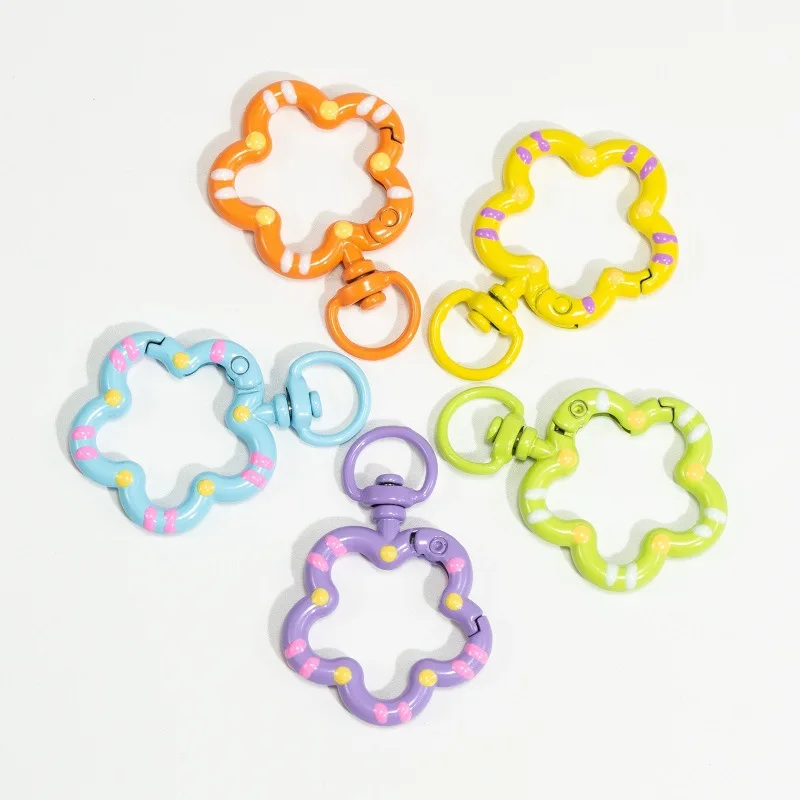 10pcs Lacquered Spring Clasp Hand Painted Flower Shape Open Ring Popular Plum Spring Clasp Keychain DIY Accessory Alloy