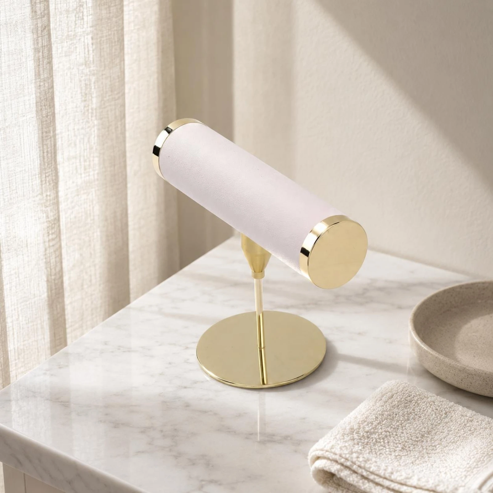 T-Shaped Bar Jewelry Display Stand Padded-Looking T-Shaped Jewelry Stand Accessory Storage Metal Sleek Surface