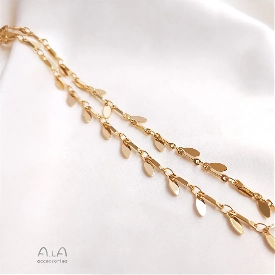 

14K Gold-plated Handmade Chain Hanging Drops of Leaves Scattered Chain Diy Handmade Anklet Bracelet Ear Hanging Tassel Chain.