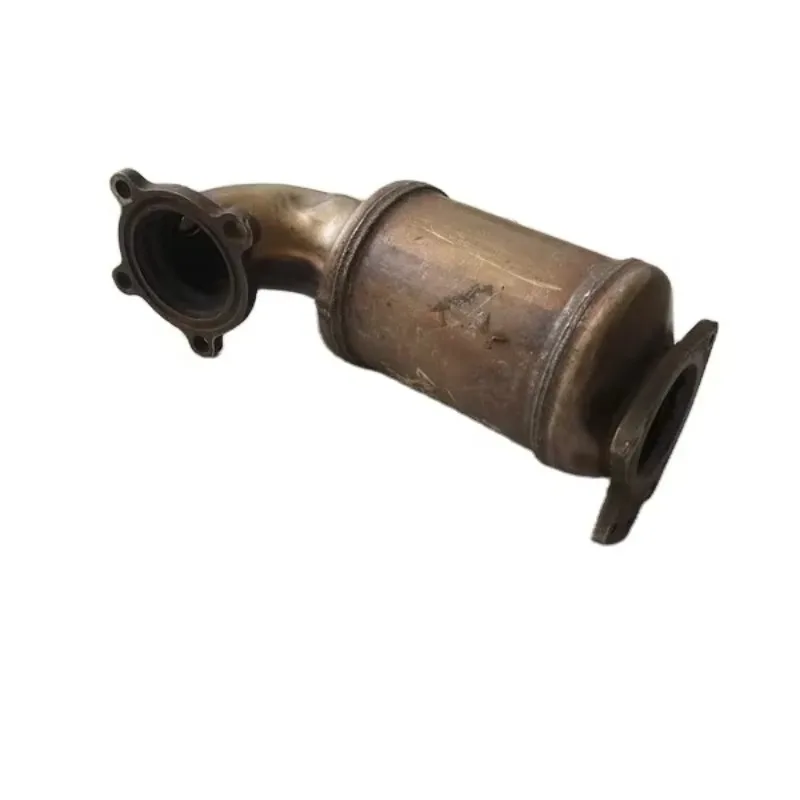 

For 14-17 Buick Regal 2.0L 16-18 ENVISION 2.0 Front Manifold Catalytic Converter