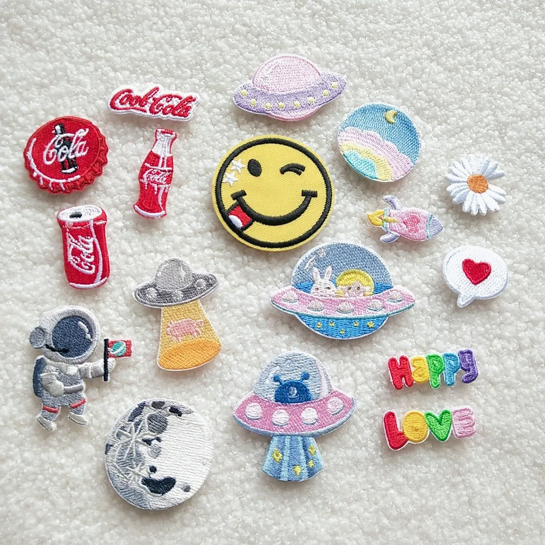 Hook&Loop Embroidery Patches for Clothing Space Astronaut Planet Coke Daisy Cartoon Badge Patch on Clothes Backpack Hat Jacket