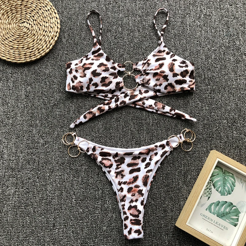 Sexy Bikini Set kostenlose Lieferung Frauen 2024 Badeanzug Frauen Badeanzug String Bade bekleidung Mini Tanga Push-up Strand tragen Leoparden muster