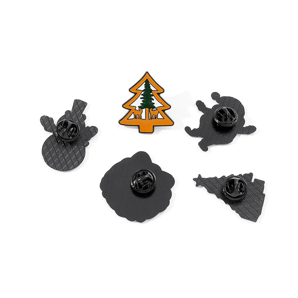 1 Set Cartoon Cute Christmas Santa Brooch Snowman Christmas Tree Christmas Wreath Metal Badge Accessories Wholesale view 5