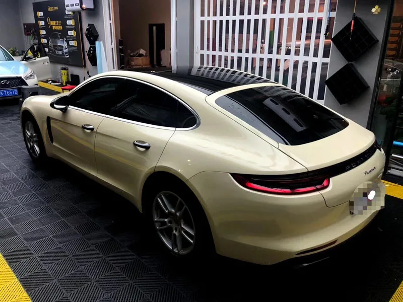 

High Quality Crystal Super Glossy Cream Vinyl Wrap Khaki Milan Gloss Car Wrapping Foil Film Air Release Adhesive