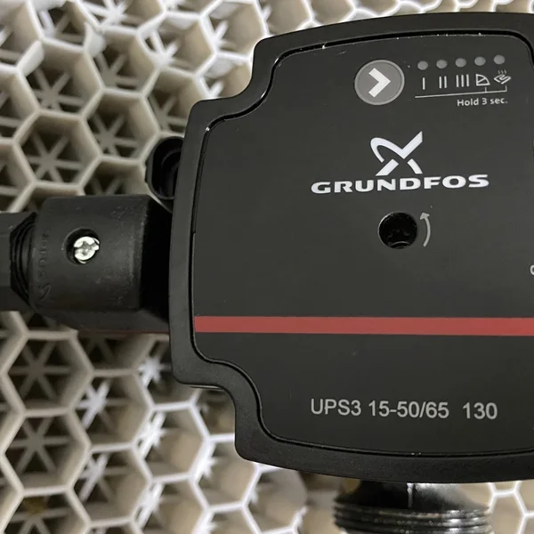 

Ups3 15-50/65 Циркуляционный насос для внутреннего отопления Совершенно новый оригинальный точечный Plc