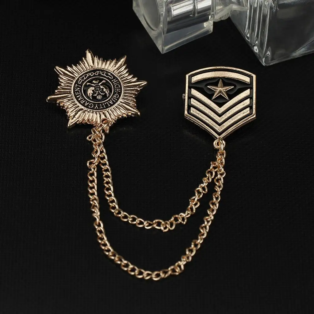 Antique Shield Badge Brooch Retro Medal Style Star Pin Alloy Vintage Jewelry for Men Suit Accessories