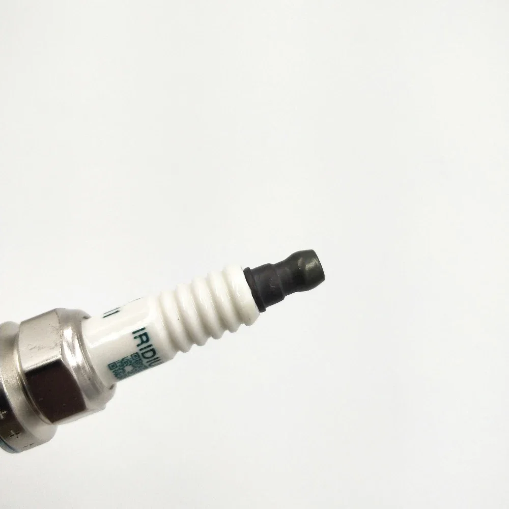 

4PCS Fast delivery Spark Plug SC20HR11 SK20R11 SK20HR11 FK20HR11 SC16HR11 SK20BR11 SK20BGR11 For Toyota Lexus