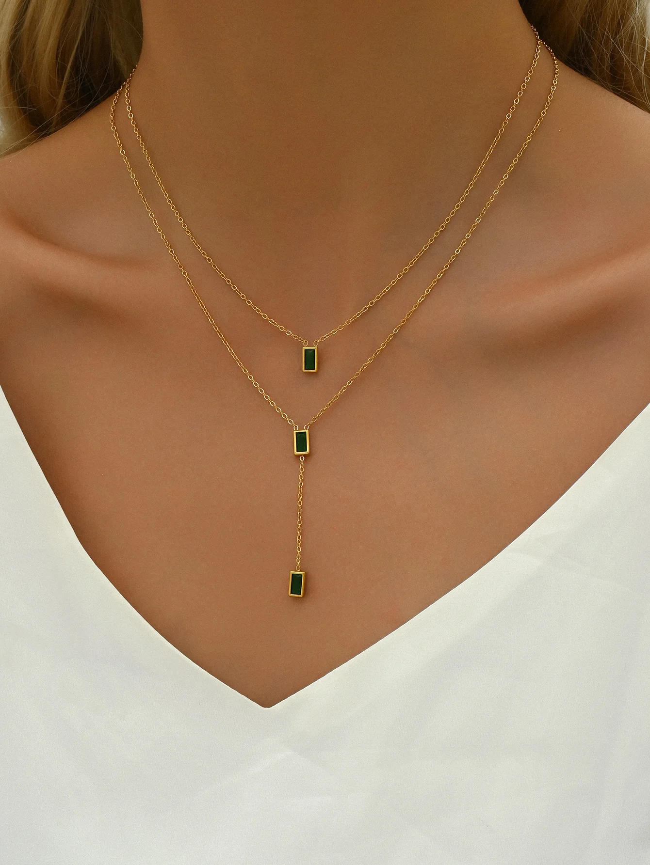 1PC 18K gold-plated titanium steel rectangular green white Zircon women's stainless steel necklace Fashion jewelry Party gift