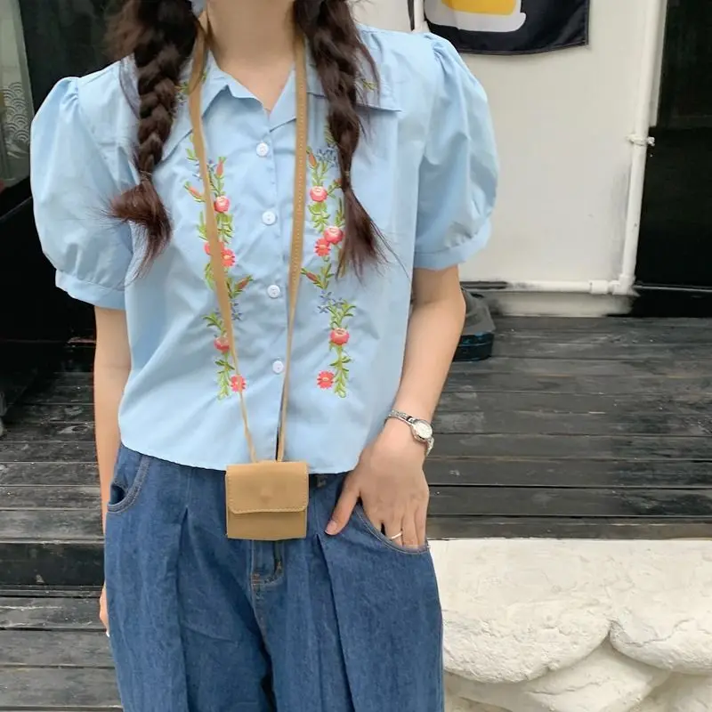 

Embroidery Floral Short Shirt Women 2025 Summer Sweet Puff Sleeve Lady Tops French Retro Loose All Match Blouse