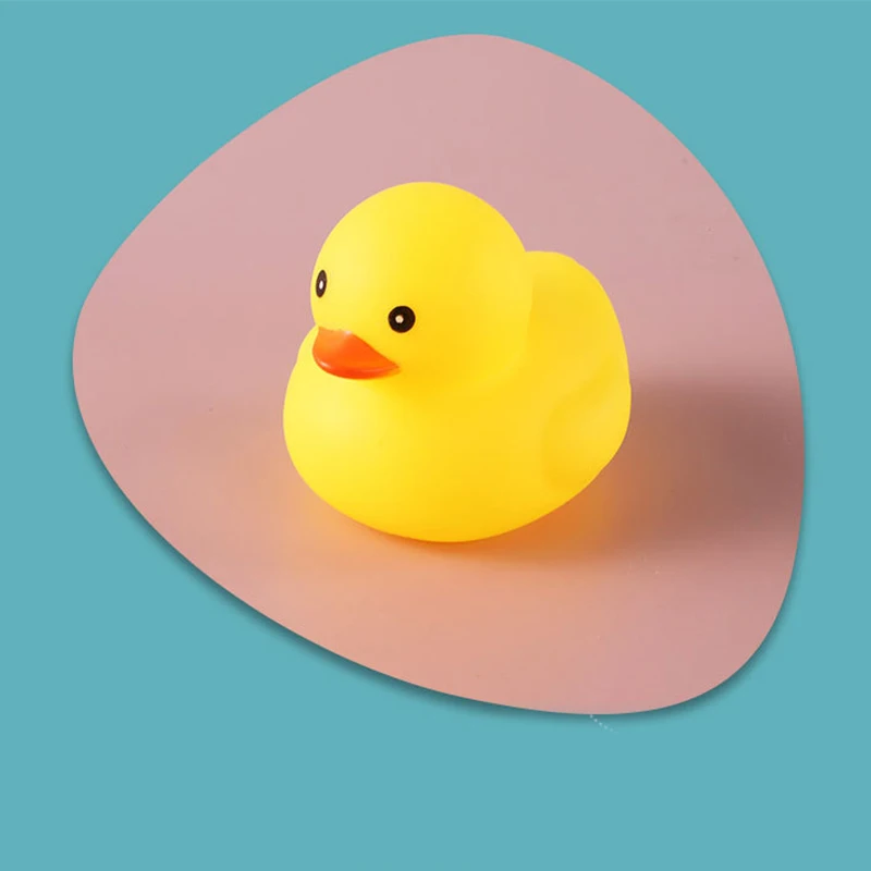 1*Kids Toys Cute Colored Little Yellow Duck Baby Gift Bathroom Rubber Yellow Duck Beach Playing Water Kawaii Squeeze Float Ducks