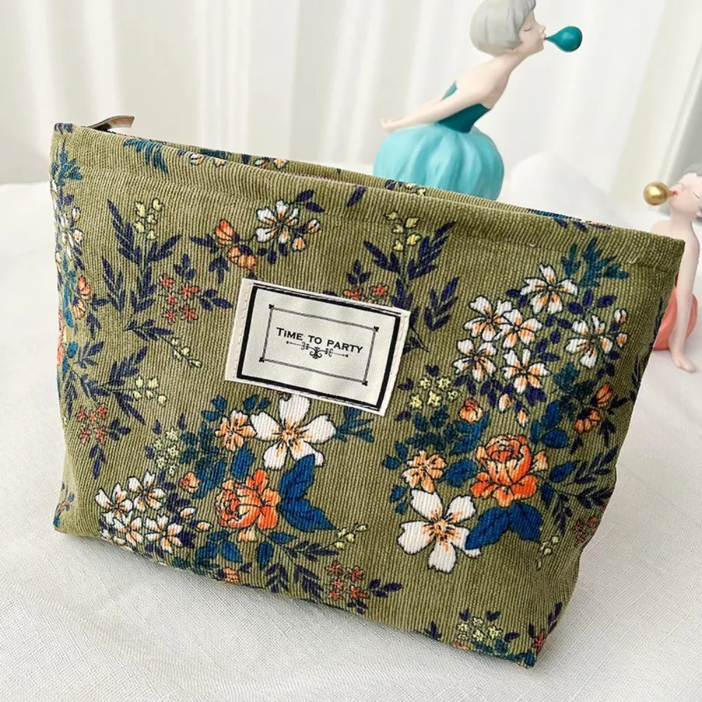 Women Fashion Simple Cosmetic Bag Makeup Bag Large Capacity Sanitary Napkin Canvas Storage Skincare Toiletry Organizer Pouch