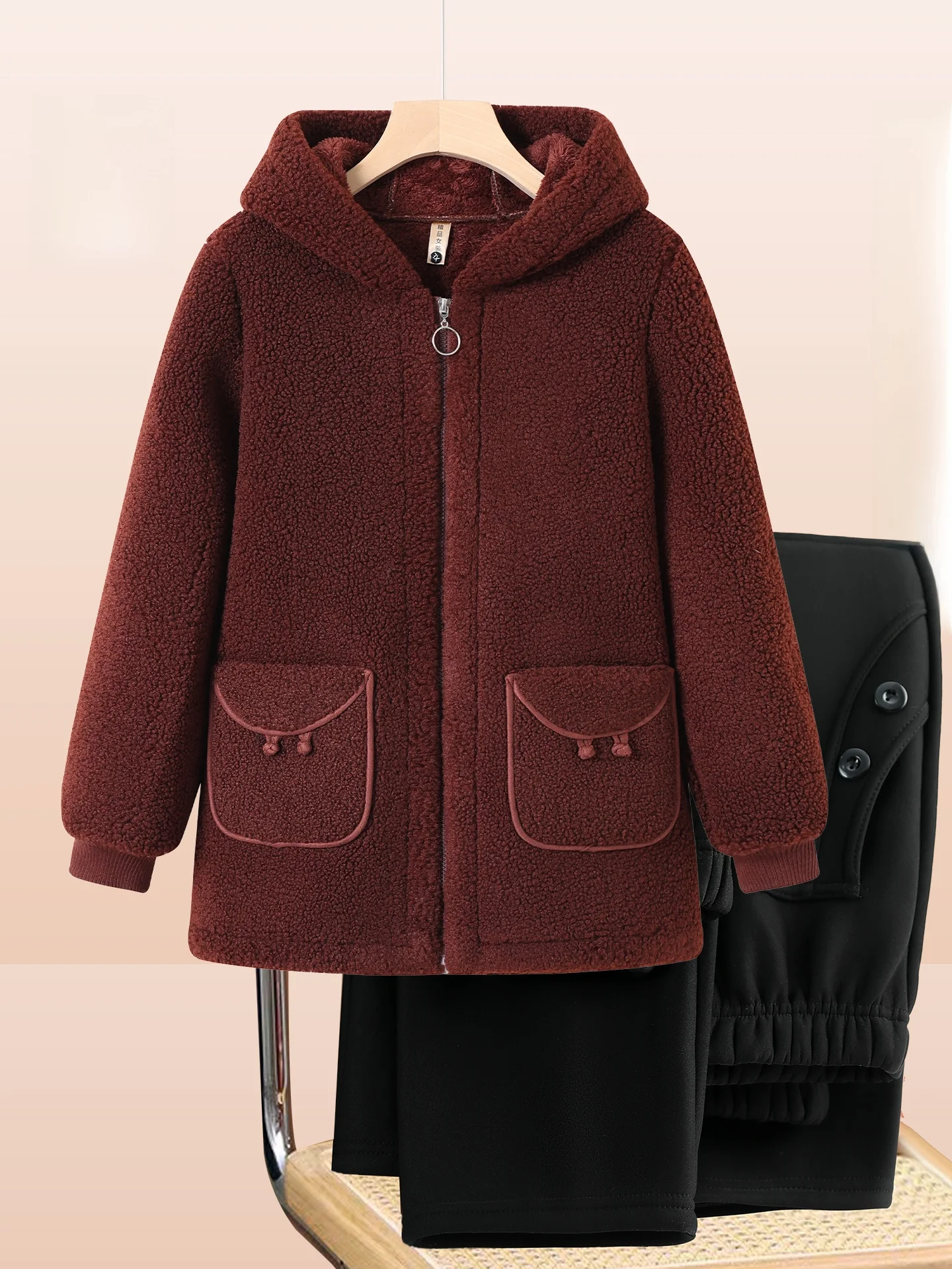 

Новая утепленная плюшевая хлопковая куртка с капюшоном 2025 года, свободная верхняя одежда для женщин среднего и старшего возраста, теплые повседневные длинные брюки