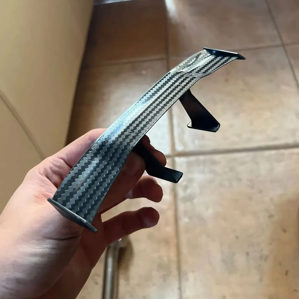 Universal Carbon Fiber Look little Wing  Spoiler Mini Characteristic Spoiler Car Tail  Decoration Raing Spoiler Car Body Kits