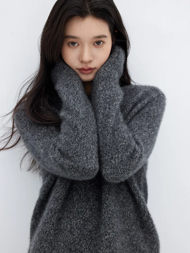 Human marshmallow~ 3 strands Herbalife amara silk cashmere mixed color ab yarn + simple crew neck knitted sweater for women