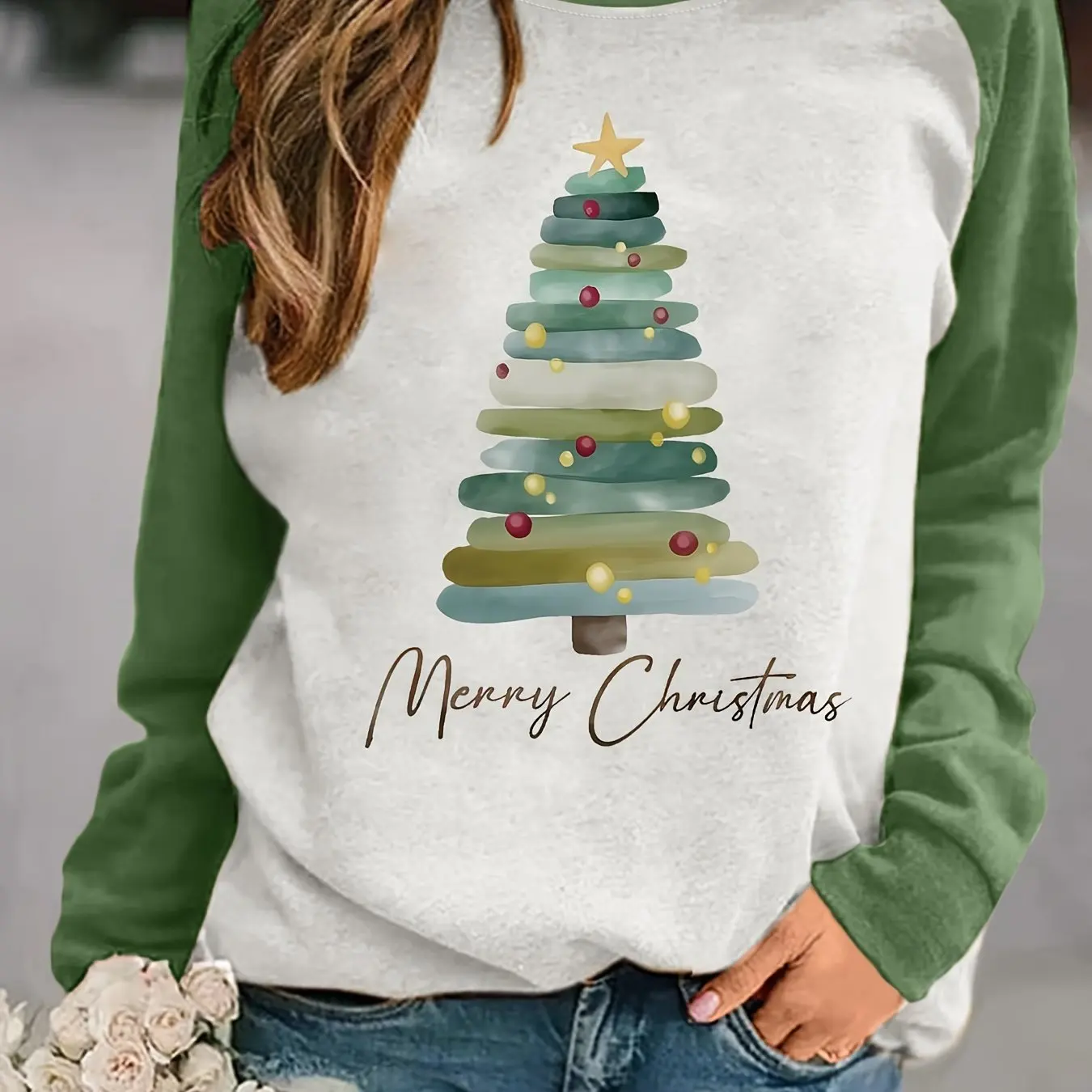 Christmas Tree Print Pullover Sweatshirt - Soft Casual Long Sleeve Crew Neck Design For Fall & Winter - Women\'s Comfort Clothing