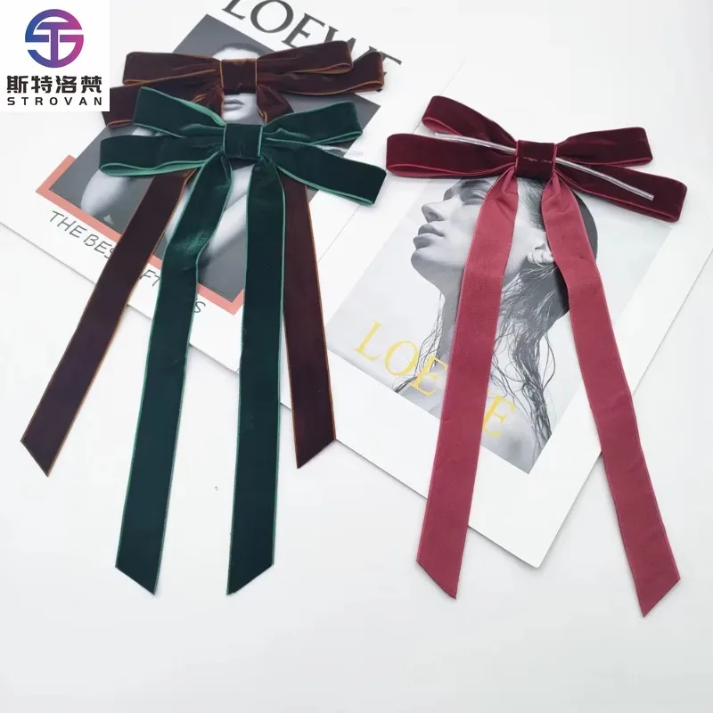 

Velvet Ribbon Packaging Bow with Twist Tie Long Tail for Wreath Garland Candelabrum Stair Railing Xmas Tree