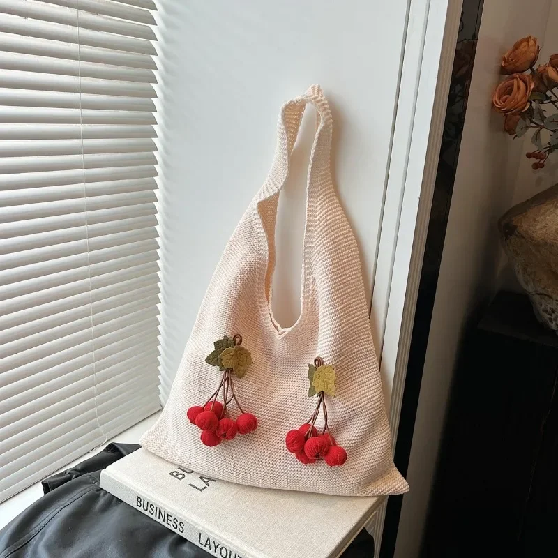 

Оксфордские сумки на плечо с фруктовым узором, летние женские сумки большой вместимости, распродажа, модные однотонные женские сумки 2025 года для поездок на работу