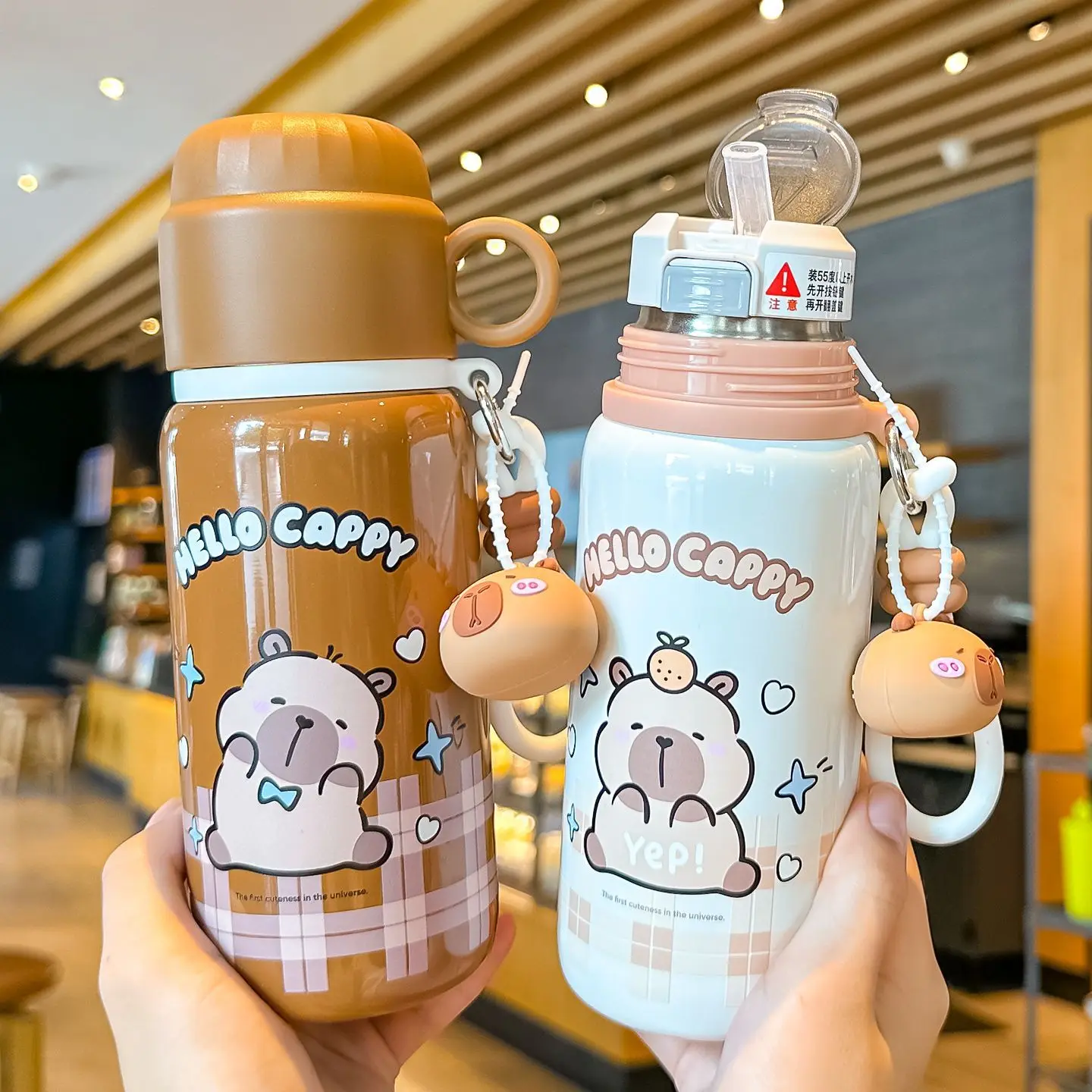 460ml Stainless Steel Vacuum Insulated Kids Water Bottle With Capybara Cute Cartoon Design Detachable Cup Lid and Carrying Rope