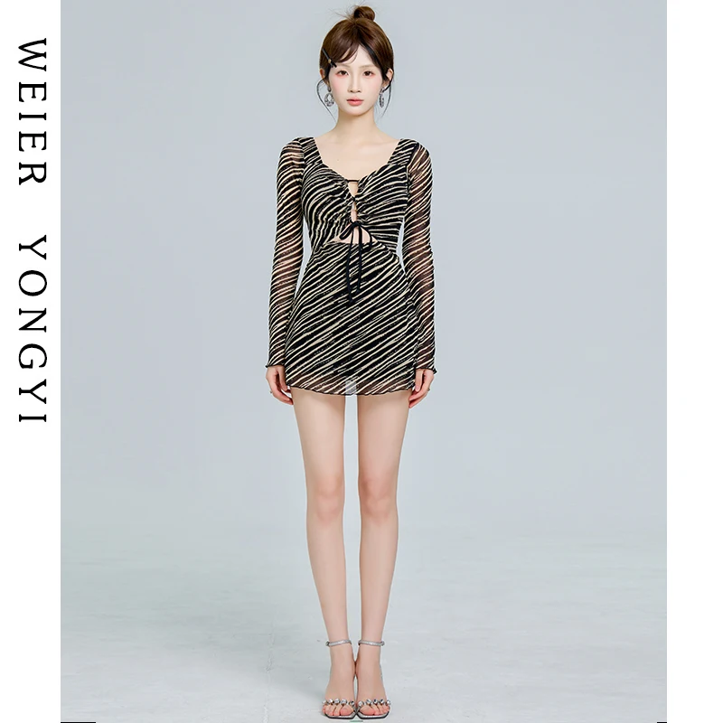 

2026 New Women's One-Piece Swimsuit Elegant Pure Desire Style Hot Spring Vacation Swimwear Long Sleeve V-Neck Drawstring