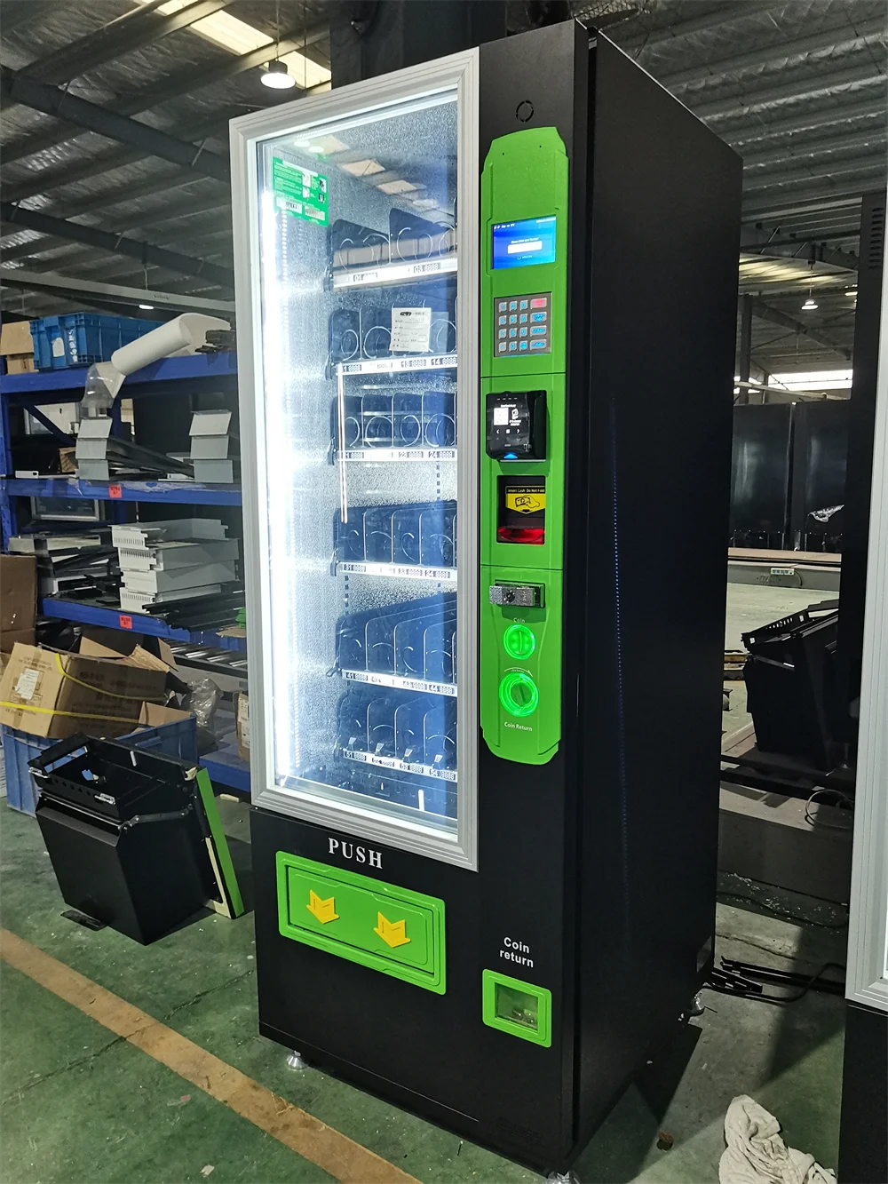 

Drink Snack Vending Machine Large Touch Screen Vending Machine With Touch Screen