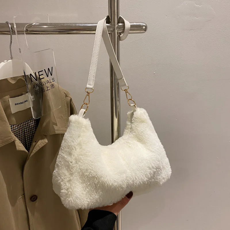 

2025 Autumn Winter New Furry Shoulder Bag for Women Fashion Plush Crossbody Purse Trendy Minimalist Fluffy Handbag