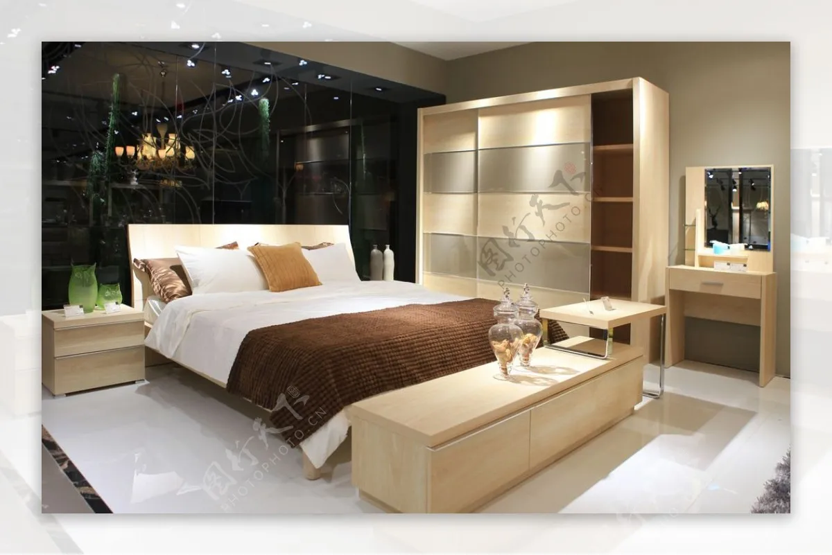 

Комплект шин для шорт-корс траков 173 мм (1/8, 1/10) с хексом 12 мм, 14 мм, 17 мм для Slash, ARRMA SENTON, HSP, HPI RC Car