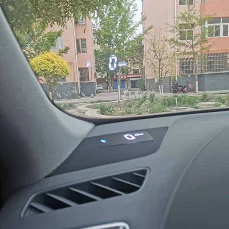 ينطبق Yitu HUD على جهاز عرض العرض الرئيسي الخاص المخفي المعدل الأصلي 09-17 Audi Q5