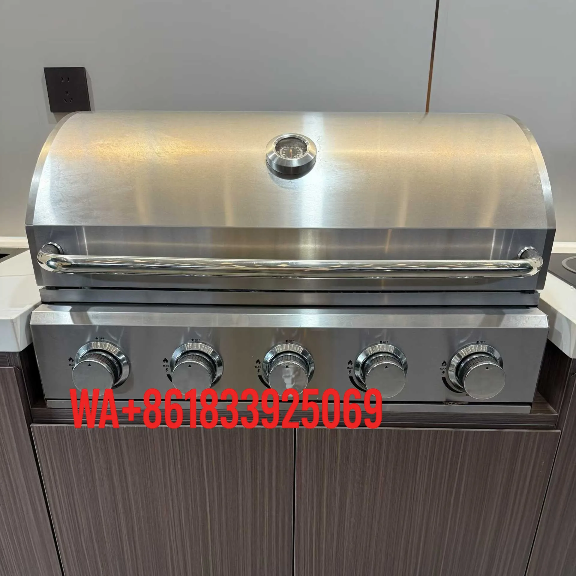 Customized Outdoor Kitchen Pods BBQ Pod Prefabricated Outdoor Cooking Room with Ventilation Lighting Stainless Steel BBQ System