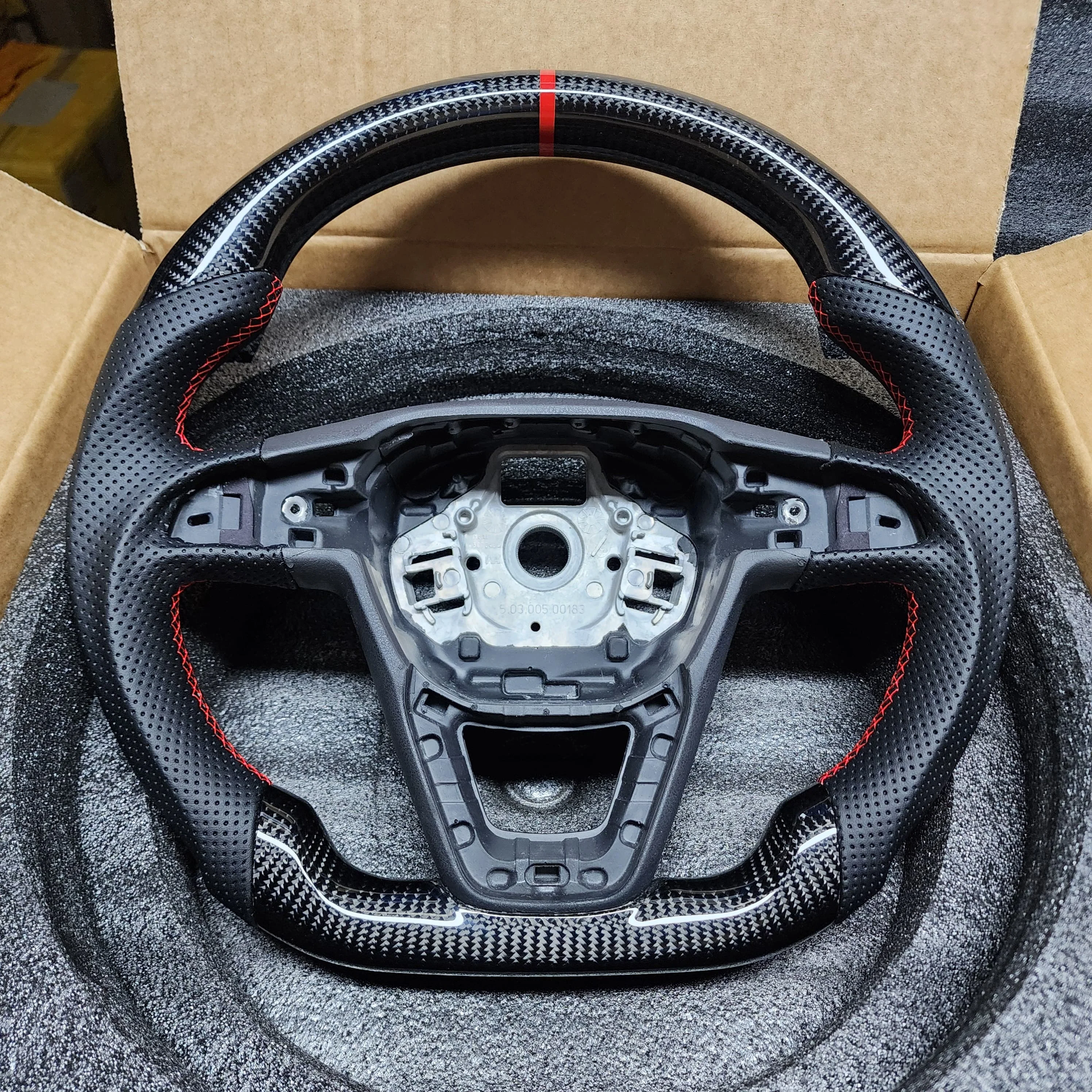 Japan Toray Carbon Fiber Steering Wheel With Perforated Leather For SEAT Leon FR Cupra 5F MK3 Ibiza FR 6F 2013-2020