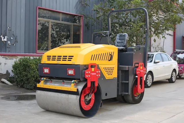 أسطوانة طريق H1200 ذات مدمجة قوية، محرك هيدروليكي مطاطي أمامي وخلفي لبناء الطرق