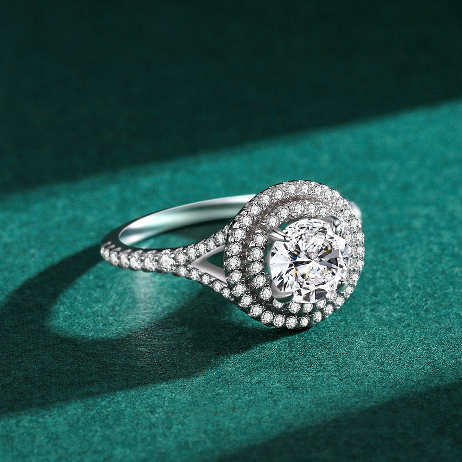 

Ailmay Fashion Luxury 925 Sterling Silver Sparkling 5A Zirconia Round Rings For Women Charm Classic Wedding Statement Jewelry