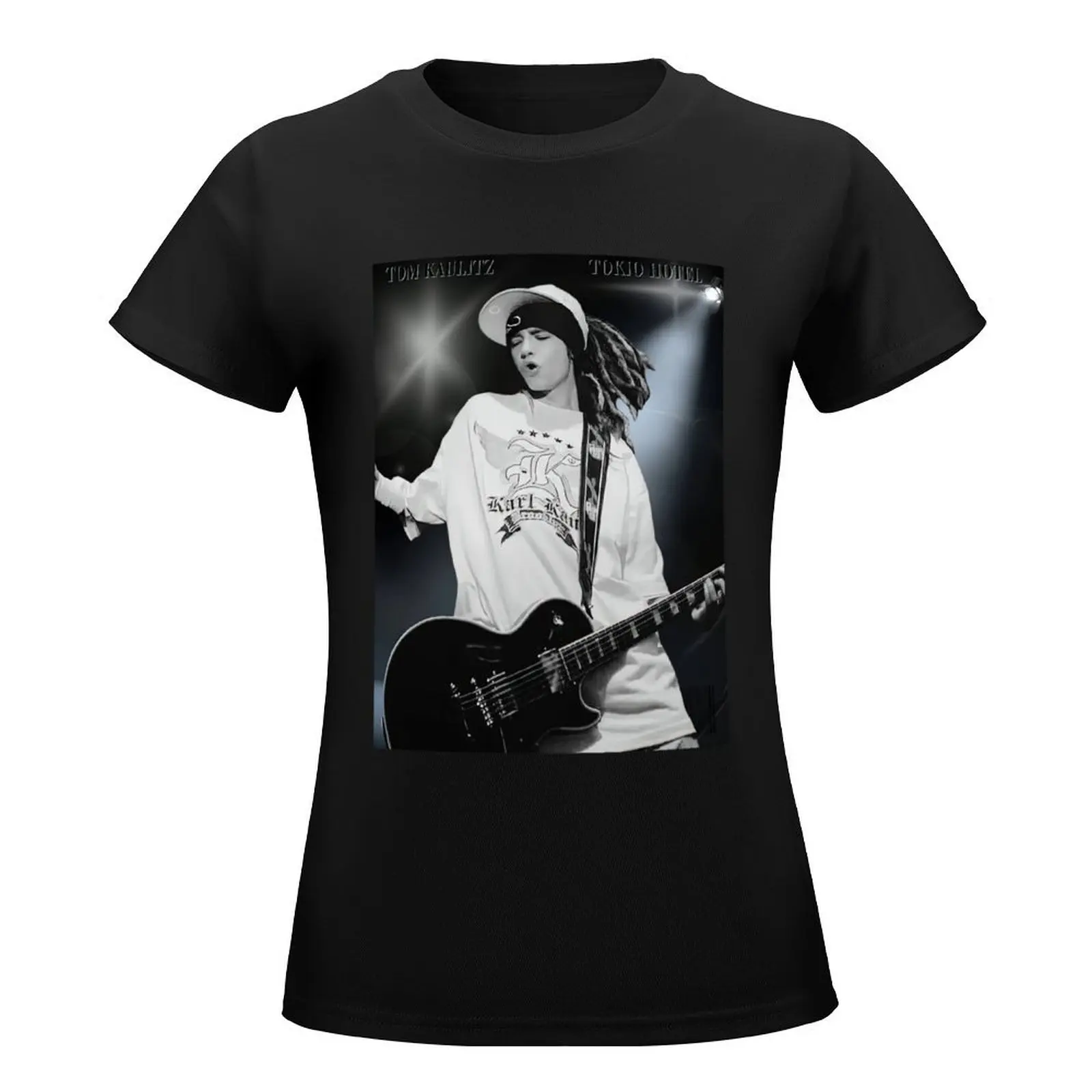 Tom Kaulitz 01 T-Shirt new edition vintage customs design your own heavyweights oversized t shirts for Women