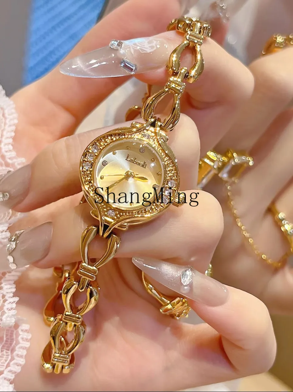 FG Fashion Trend Diamond Bracelet Watch Women's Gold Small Exquisite Light Luxury Ladies Watch Waterproof