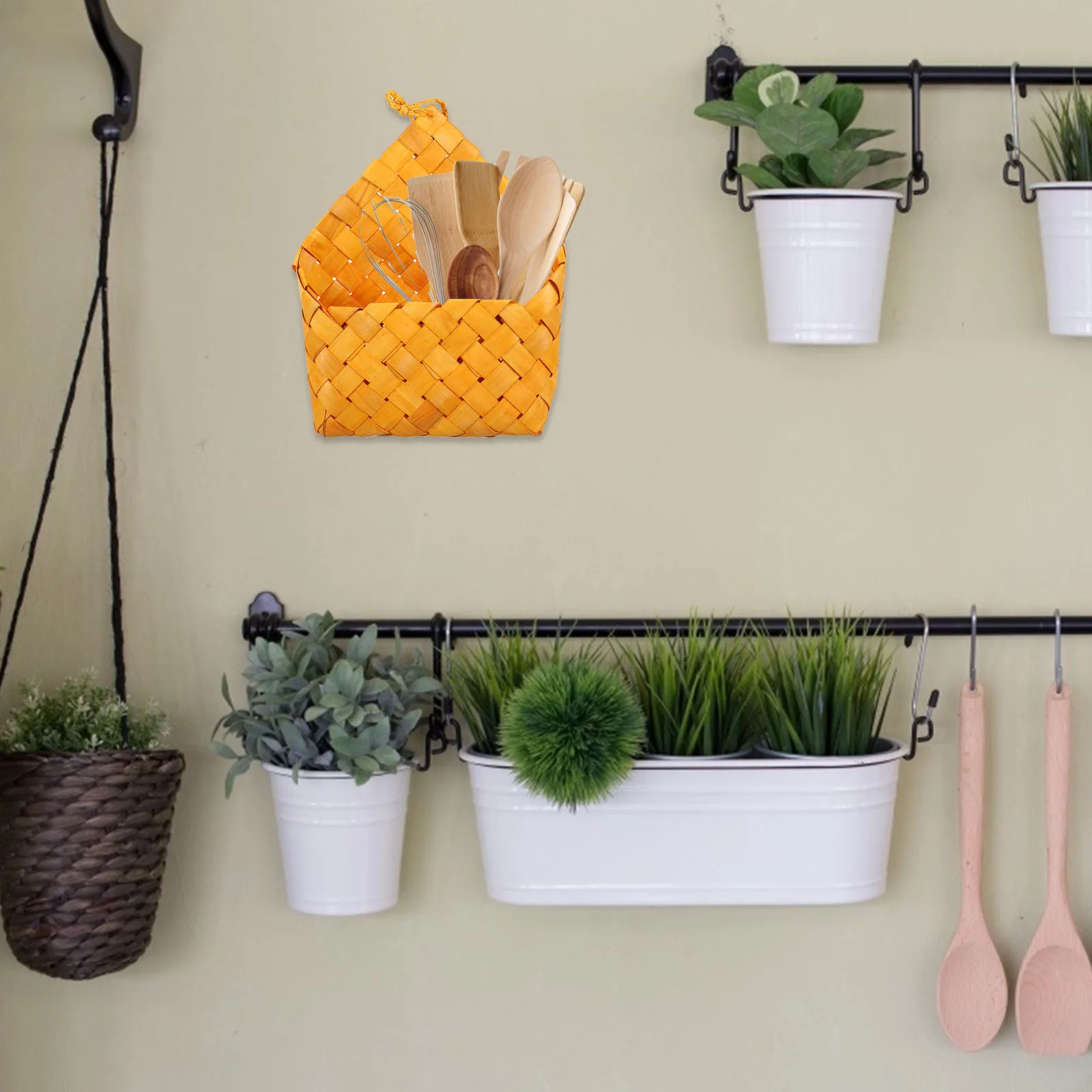 

1Pcs Woven Wall Basket Natural Wood No Peculiar Smell Home Decoration Storage Container Wall Flower Basket Home Decoration