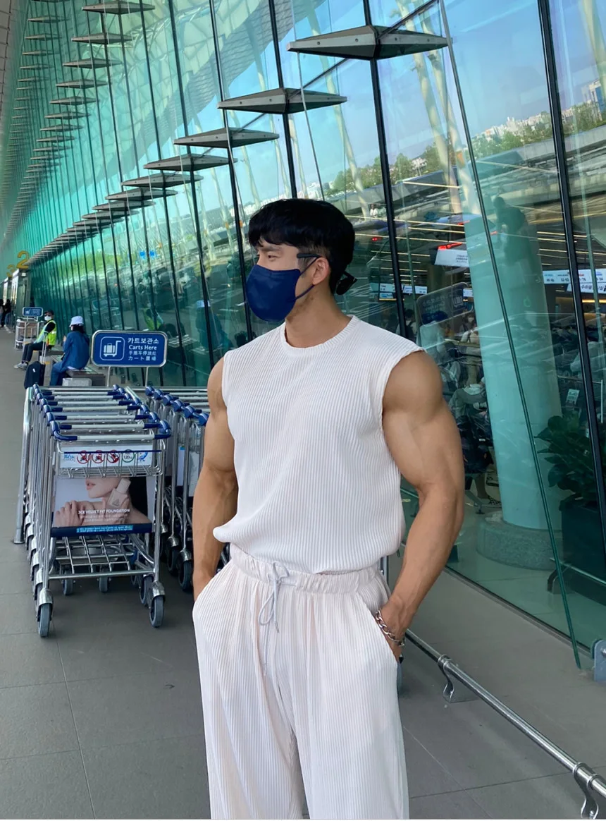 Summer Knitted Fitness Vest Men\'s L-Back Slim Vertical Stripe Fashion Sportswear Breathable Training Sleeveless