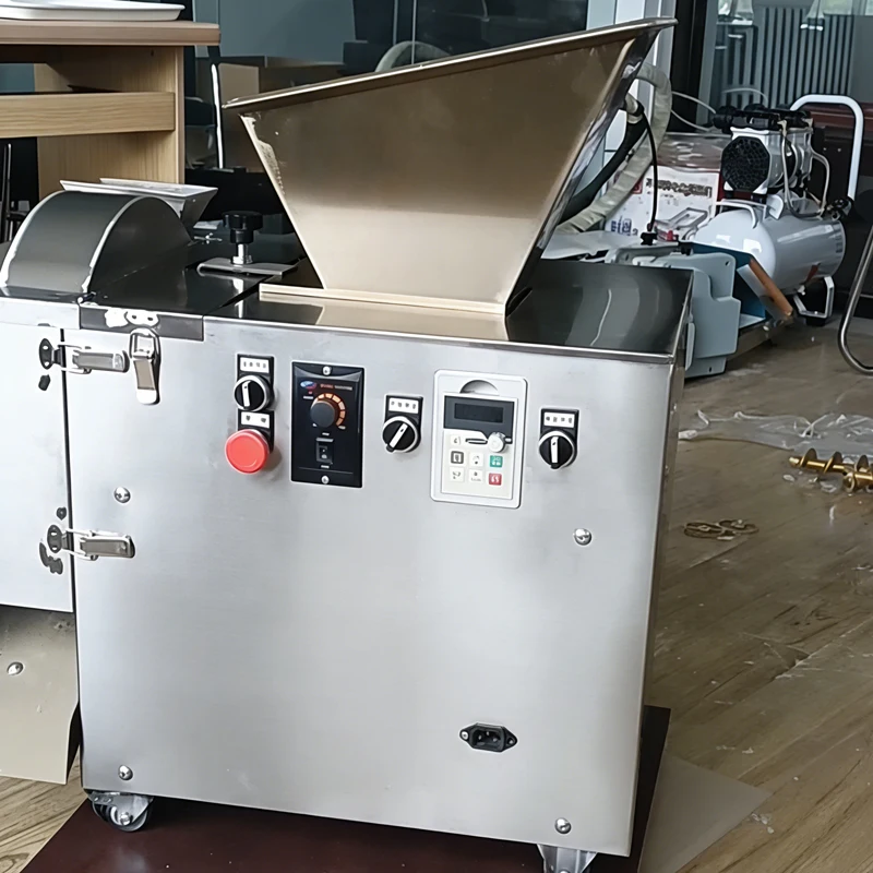 

High Quality Small Size Stainless Steel Bread Dough Divider Multi-Function Mantou Molding Machine for Baking