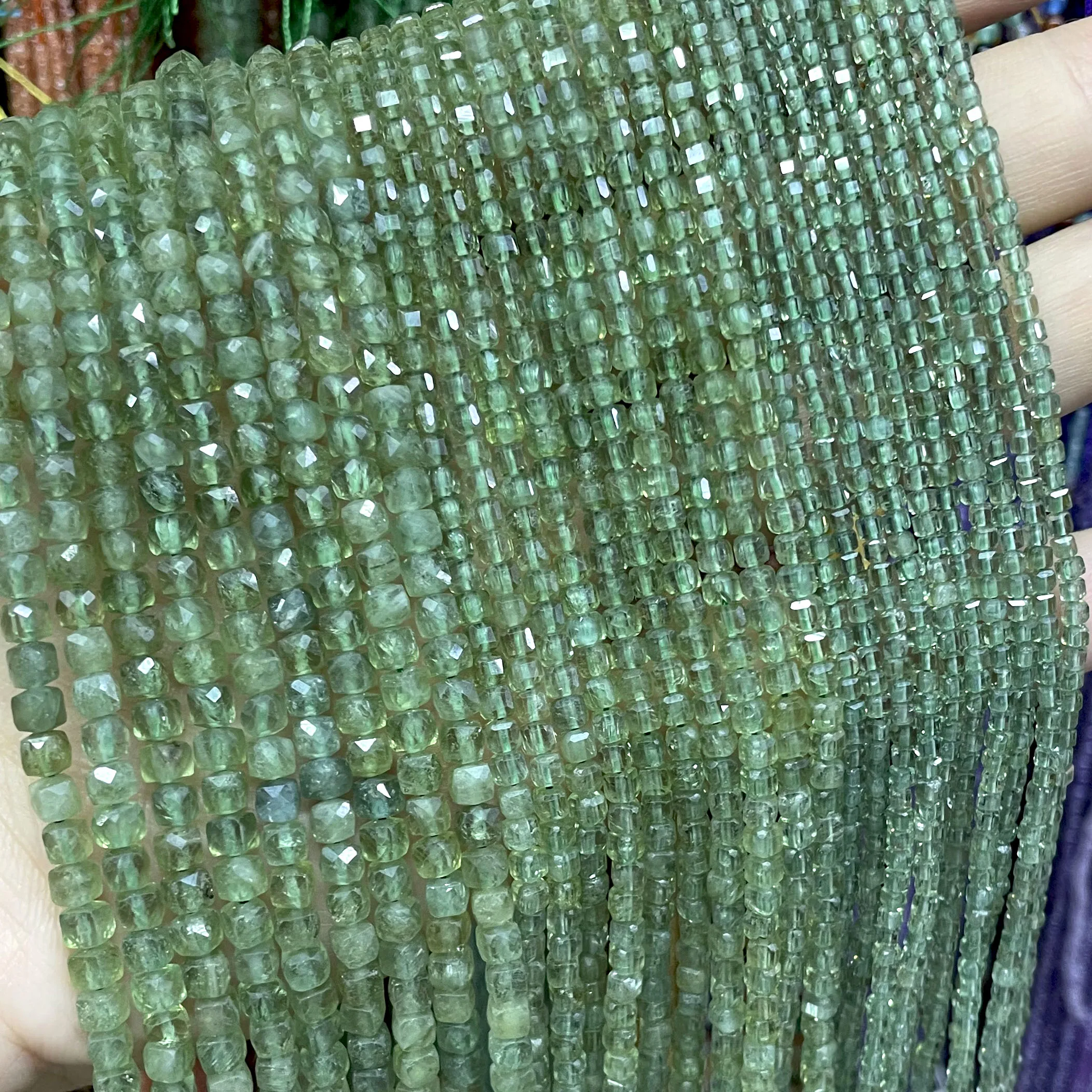 2X2MM 3X3MM 4X4MM Natural Stone Faceted Cube Green Apatite Square Spacer Beads For Jewelry Making Diy Necklace Accessories