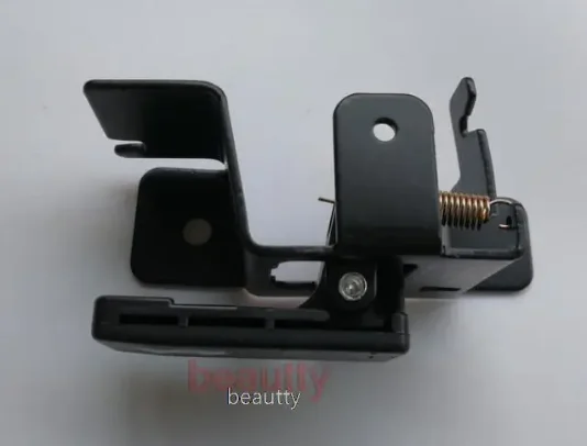 مفتاح يدوي بإبزيم صندوق السيارة لسيارة ليفان 520