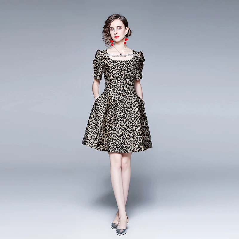 

New Fashion Runway Summer Leopard Dress Women Short Sleeve Luxury Beading Elegant Jacquard Pleated A-Line Dresses Vestidos